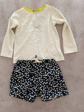 Bonpoint Cream Long-Sleeve Rashguard with Navy Floral Swim Bottoms